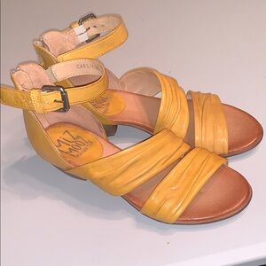 Miz Mooz Cassie Women's Leather Mustard Yellow Ankle Strap Sandals 38